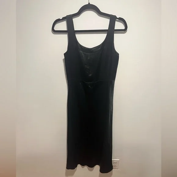 Vince - Scoop neck Midi Silk dress - Picture 3 of 6